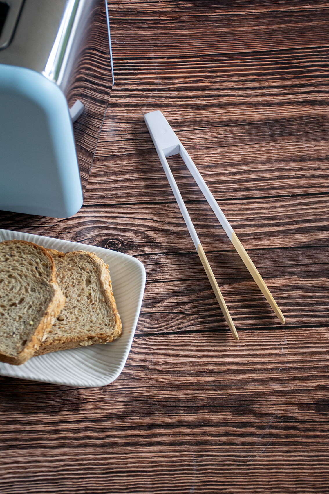 Magnetic toast tong - 6 colours