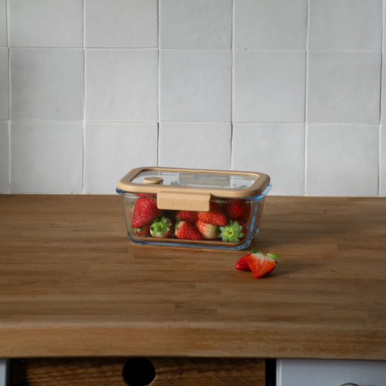 Glass Food Storage Container with Vacuum Lid