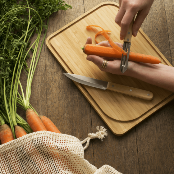 Chef Set - Cutting Board with Peeler & Paring Knife